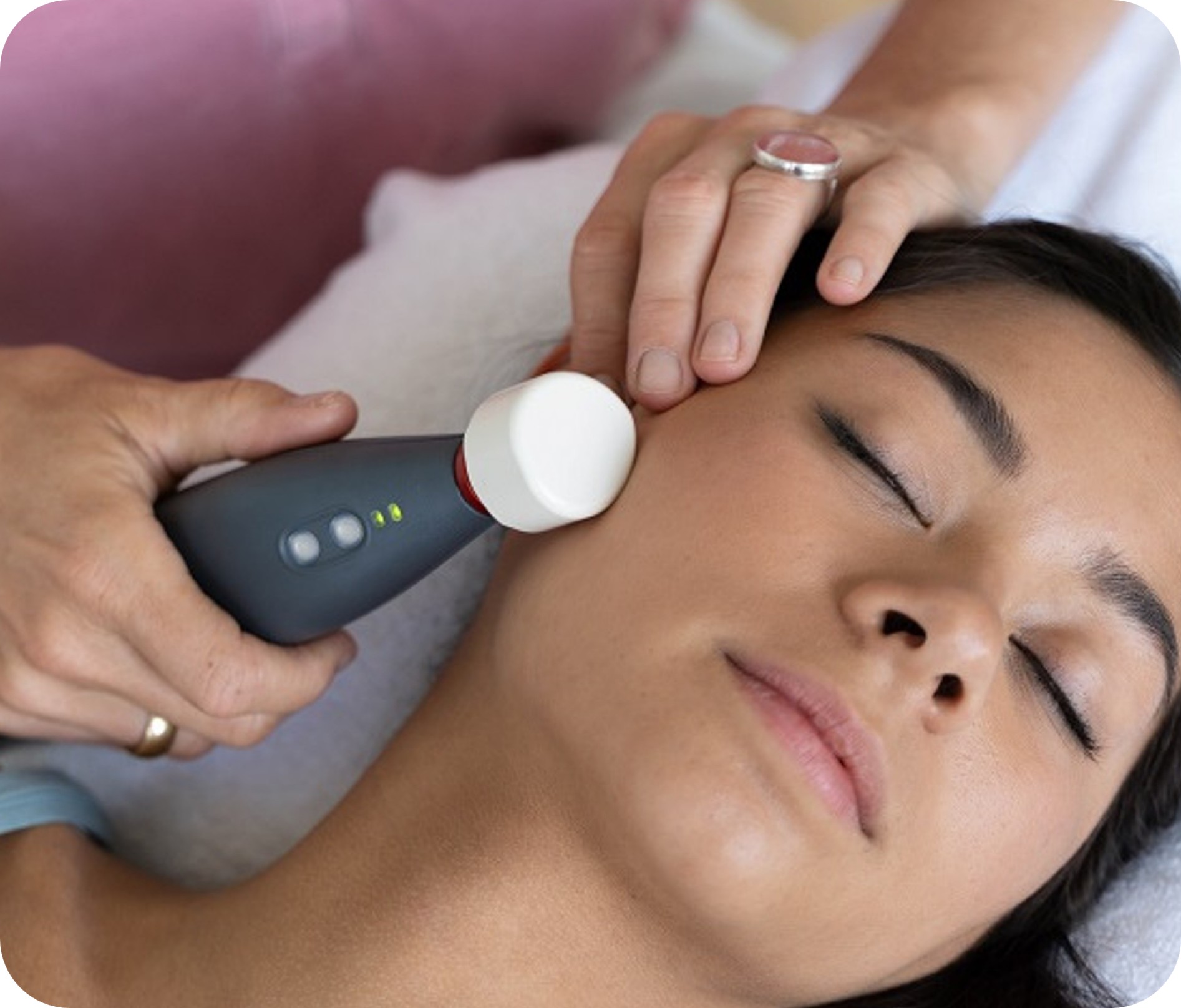 Matrix-Rhythmus-Therapie: Behandlung im Gesichts- und Halsbereich
